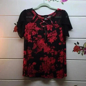 Women’s blouse size medium
